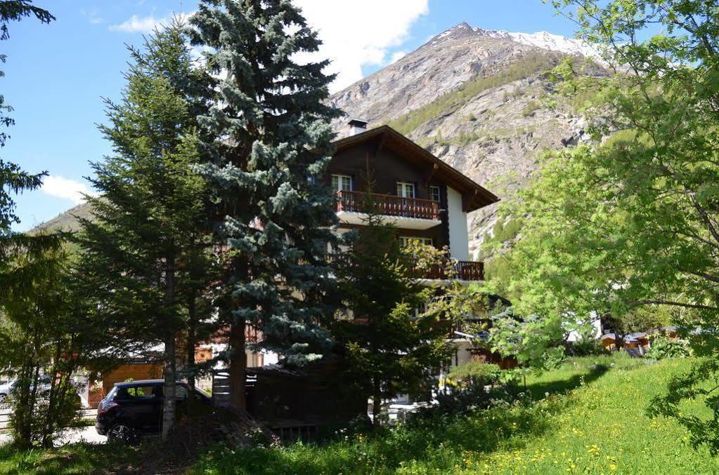 Haus Alpenperle Apartment Saas-Almagell Luaran gambar