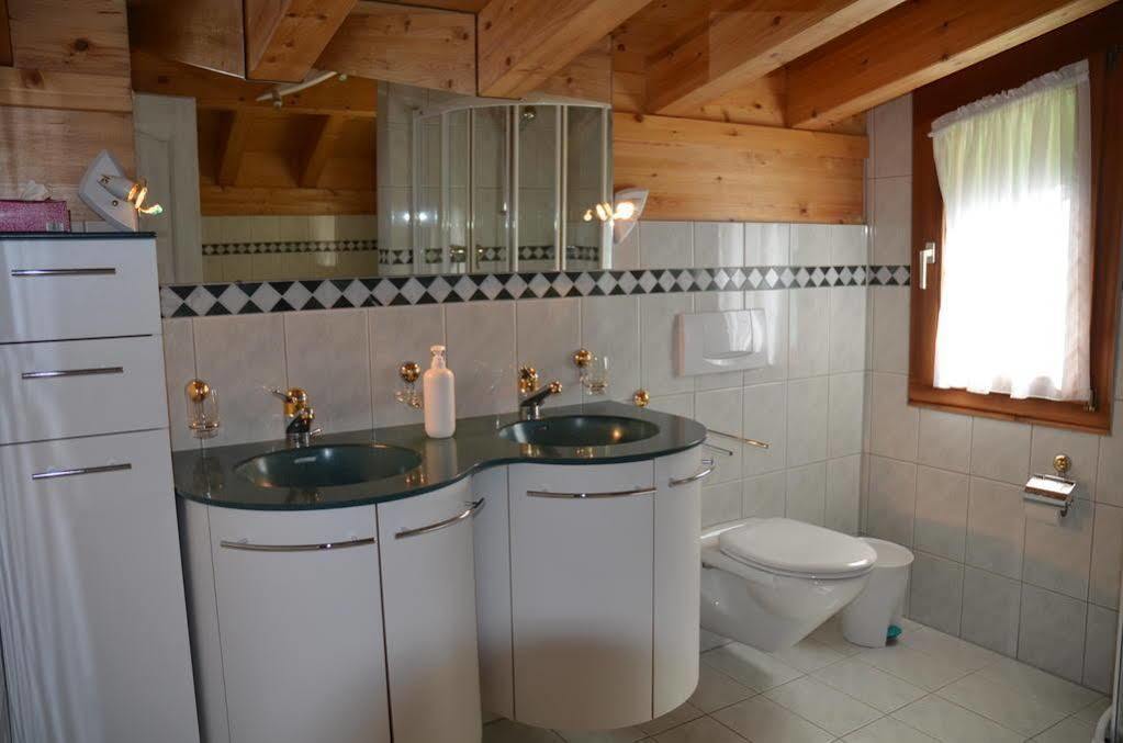 Haus Alpenperle Apartment Saas-Almagell Luaran gambar